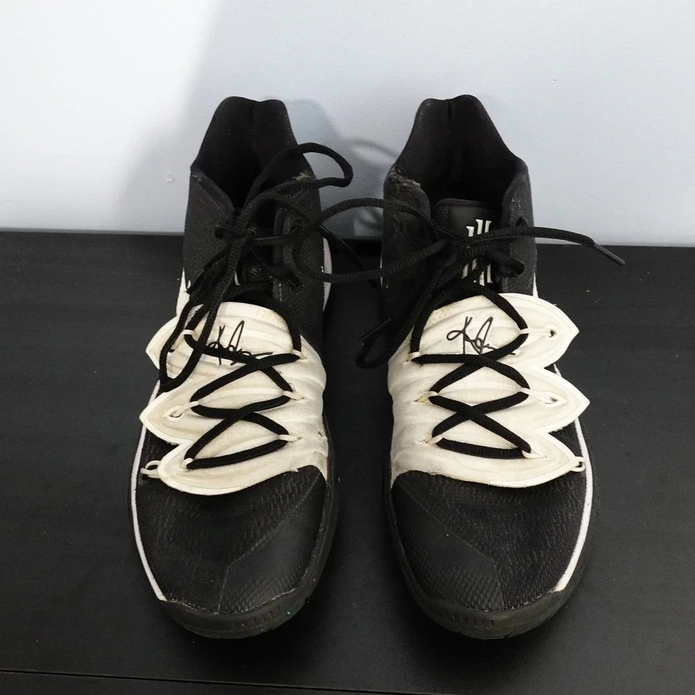 Nike Shoes Mens 9 Kyrie 5 Basketball Shoes‎ Black White Athletic Sneakers